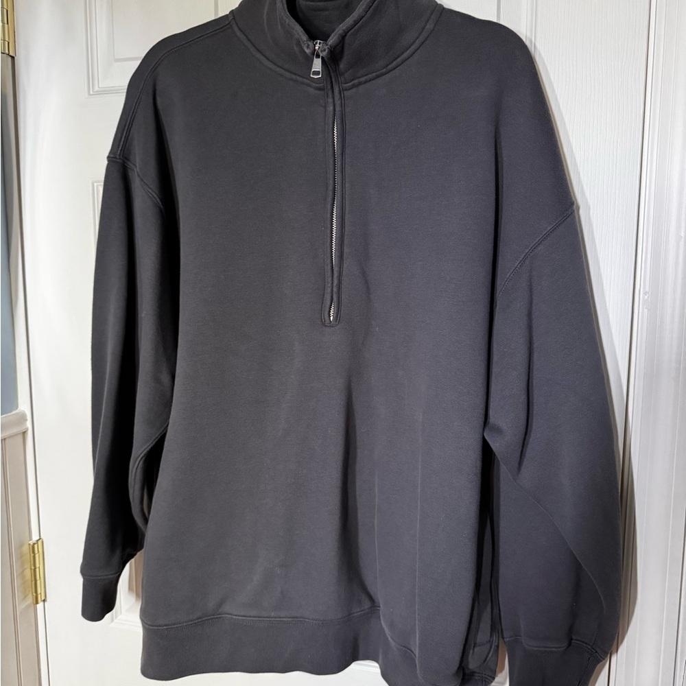 Abercrombie and Fitch quarter zip - Picture 2 of 5